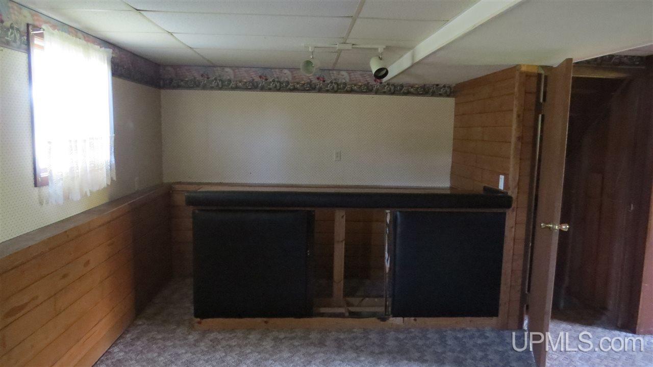 5679 J.5 Road Escanaba, MI 49829 - Photo 10 of 17