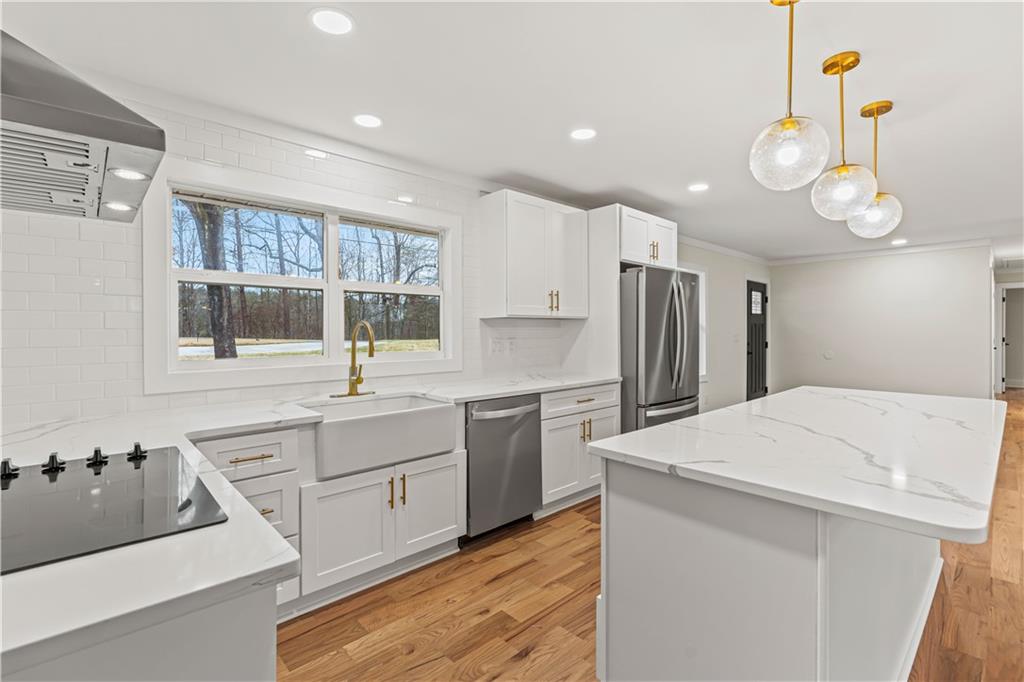 2210 Riverside Drive Gainesville, GA 30501 - Photo 6 of 30