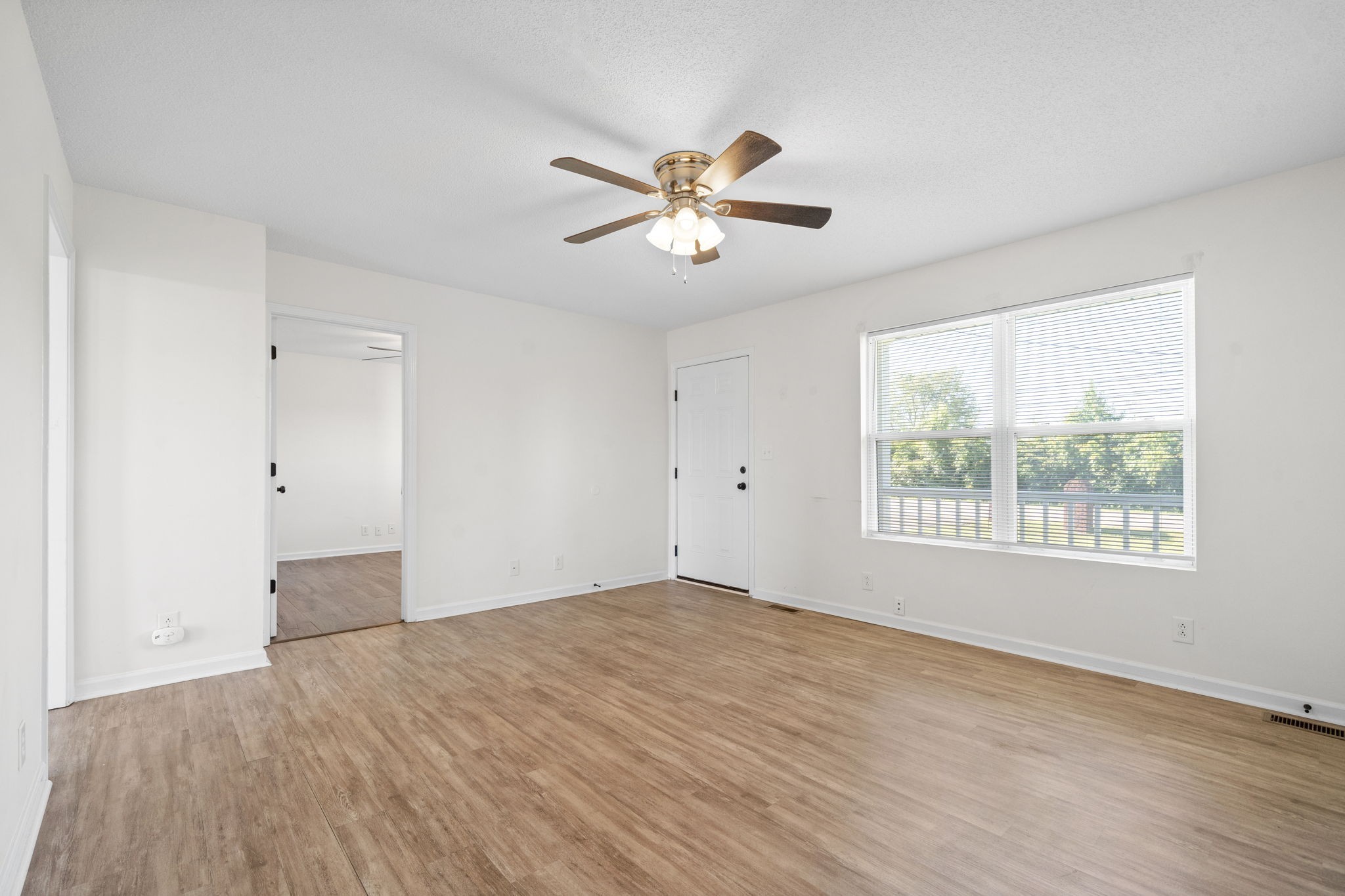 1047 McClardy Road Clarksville, TN 37042 - Photo 8 of 31