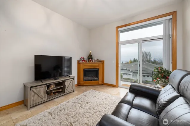 $440,000 | 3706 Portage Lane, Unit 102, Anacortes, WA 98221