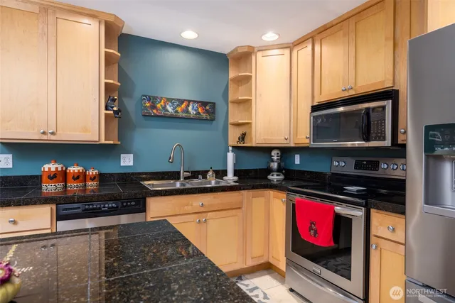 $440,000 | 3706 Portage Lane, Unit 102, Anacortes, WA 98221