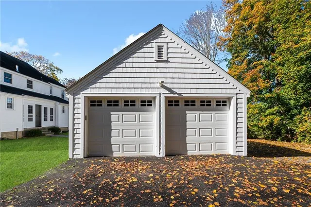 $2,000 | 115 Danielson Pike, Scituate, RI 02857