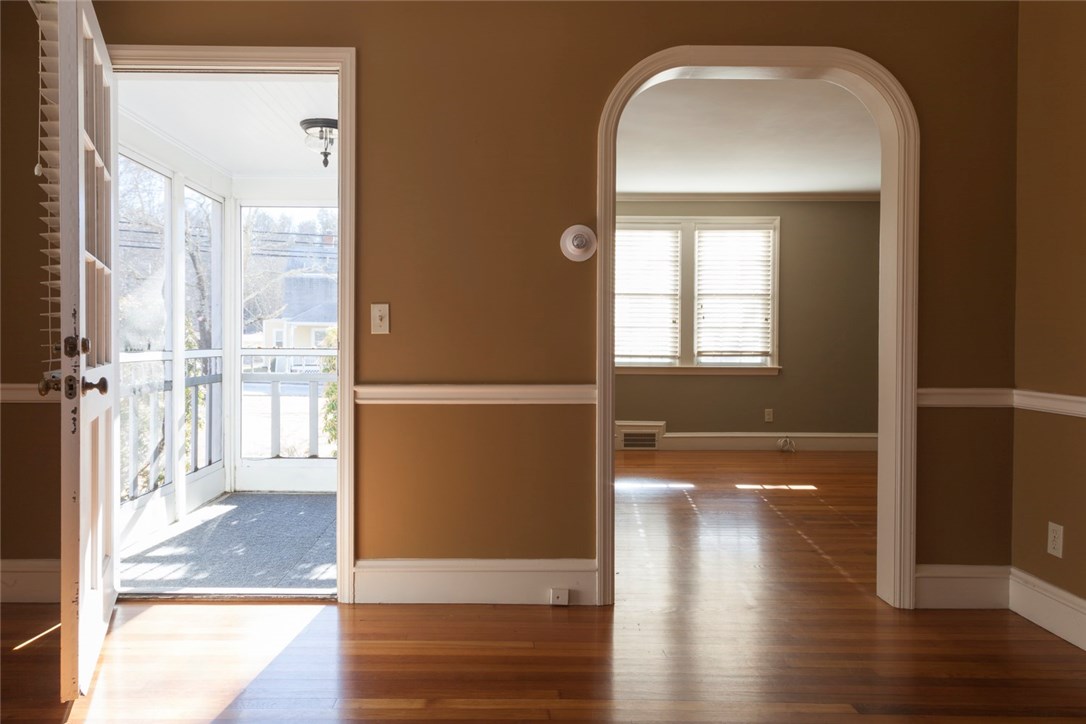 115 Danielson Pike Scituate, RI 02857 - Photo 5 of 35