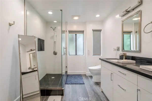 $698,000 | 236 North Louise Street, Unit 104, Glendale, CA 91206