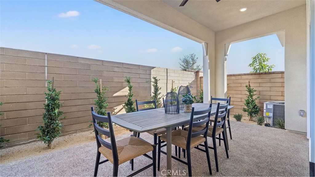 1337 Gavilan Ridge Rancho Mission Viejo, CA 92694 - Photo 7 of 27 Photos shown are of model only- not actual homesite.