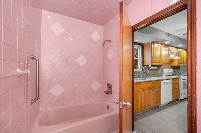 $3,800 | 2 Heath Street, Billerica, MA 01821