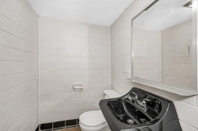 $3,800 | 2 Heath Street, Billerica, MA 01821