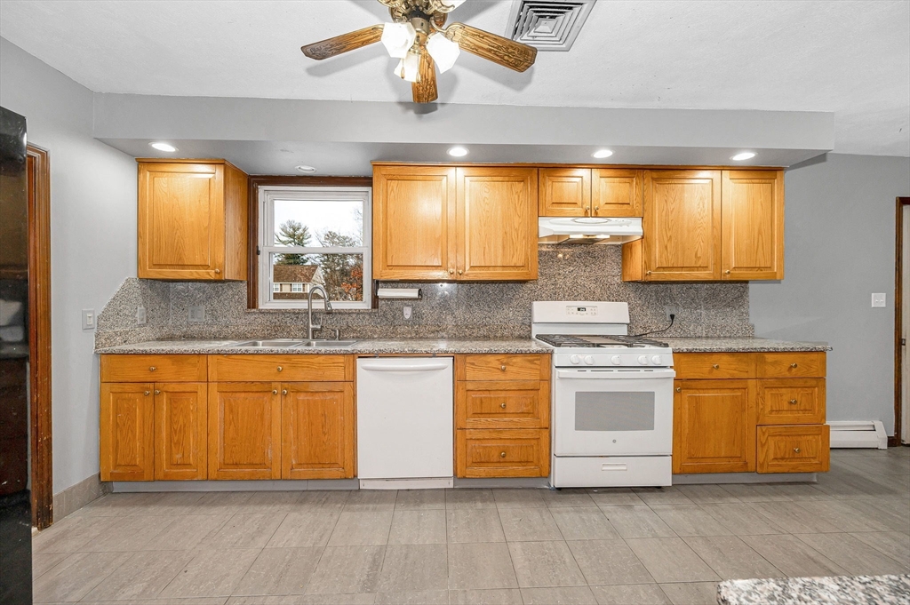 2 Heath Street Billerica, MA 01821 - Photo 8 of 37