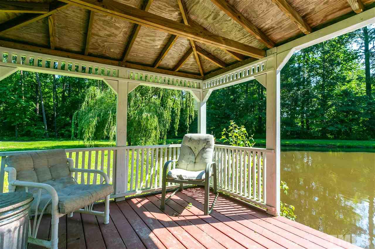 5901 Castlebrook Drive Raleigh, NC 27604 - Photo 3 of 30