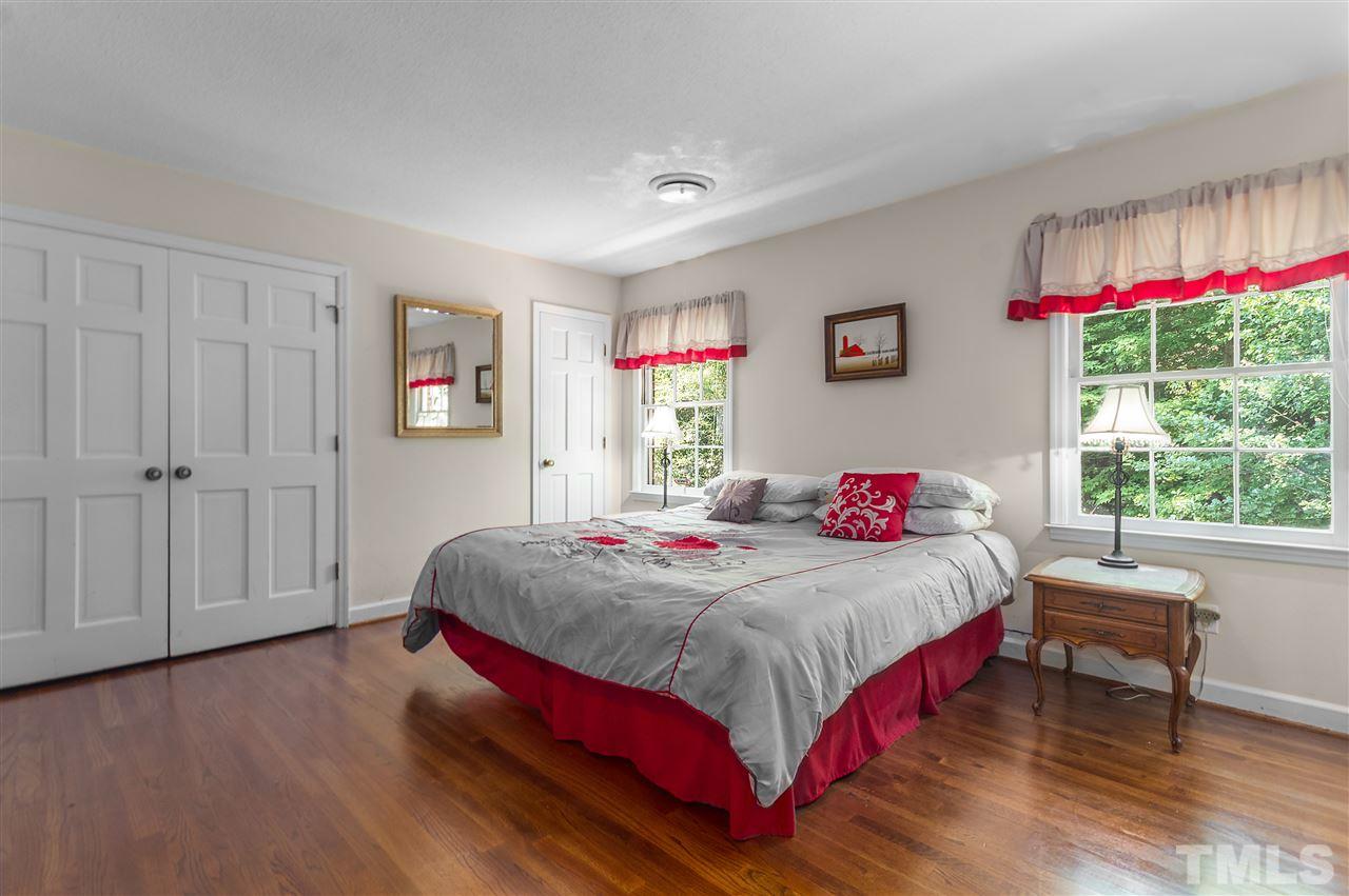 5901 Castlebrook Drive Raleigh, NC 27604 - Photo 22 of 30