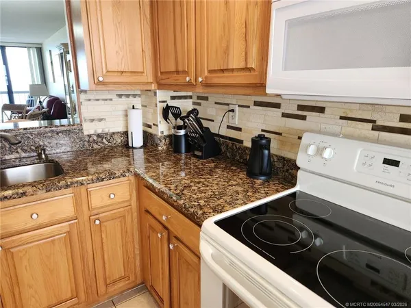$2,500 | 10680 South Ocean Drive, Unit 608, Jensen Beach, FL 34957