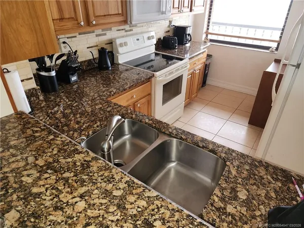 $2,500 | 10680 South Ocean Drive, Unit 608, Jensen Beach, FL 34957