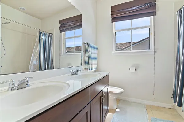 $2,800 | 12212 Triton Lane, Unit 11, Orlando, FL 32837