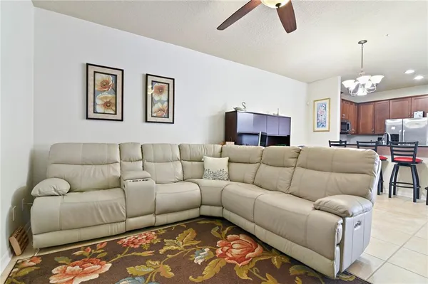 $2,800 | 12212 Triton Lane, Unit 11, Orlando, FL 32837