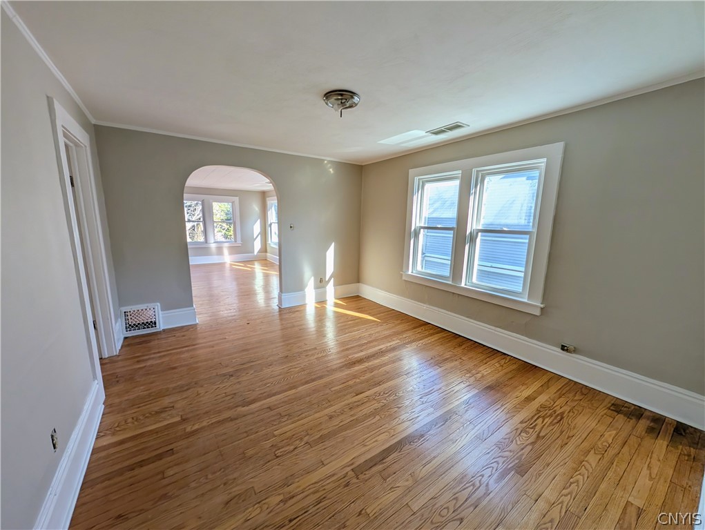 511 Dewitt Street Syracuse, NY 13203 - Photo 11 of 23