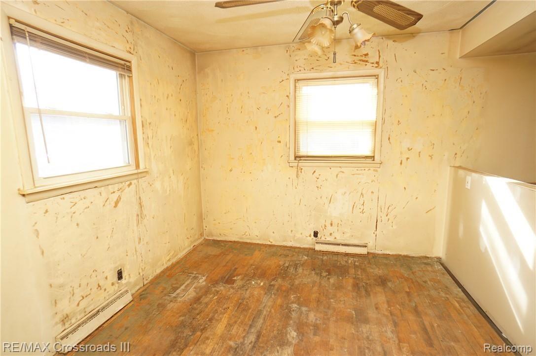 44200 Wear Road Belleville, MI 48111 - Photo 6 of 14 Dining Room