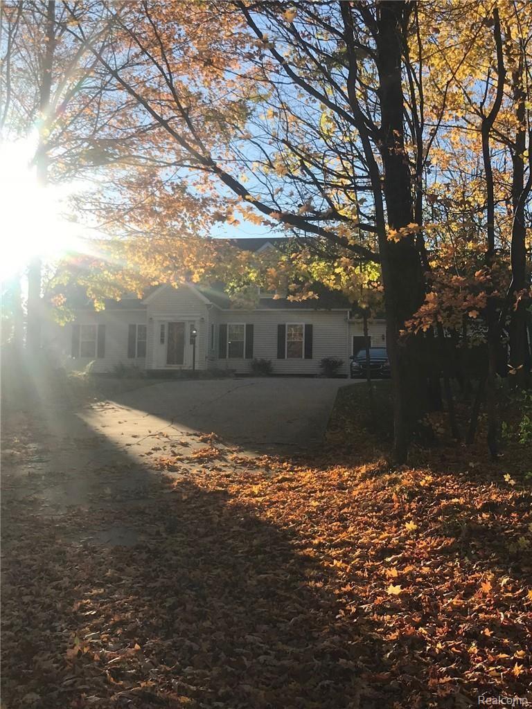 222 Larson Road Attica, MI 48412 - Photo 2 of 24 IMG_2814(1).jpg