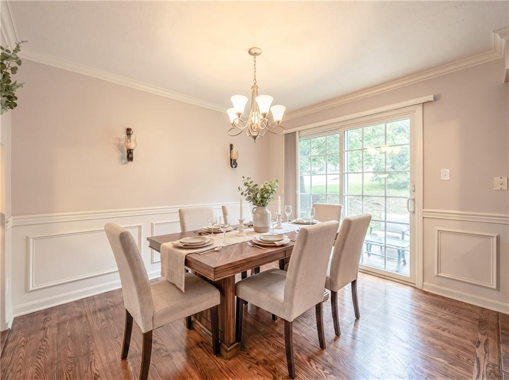 101 Castle View Drive McKees Rocks, PA 15136 - Photo 5 of 21 virtually staged