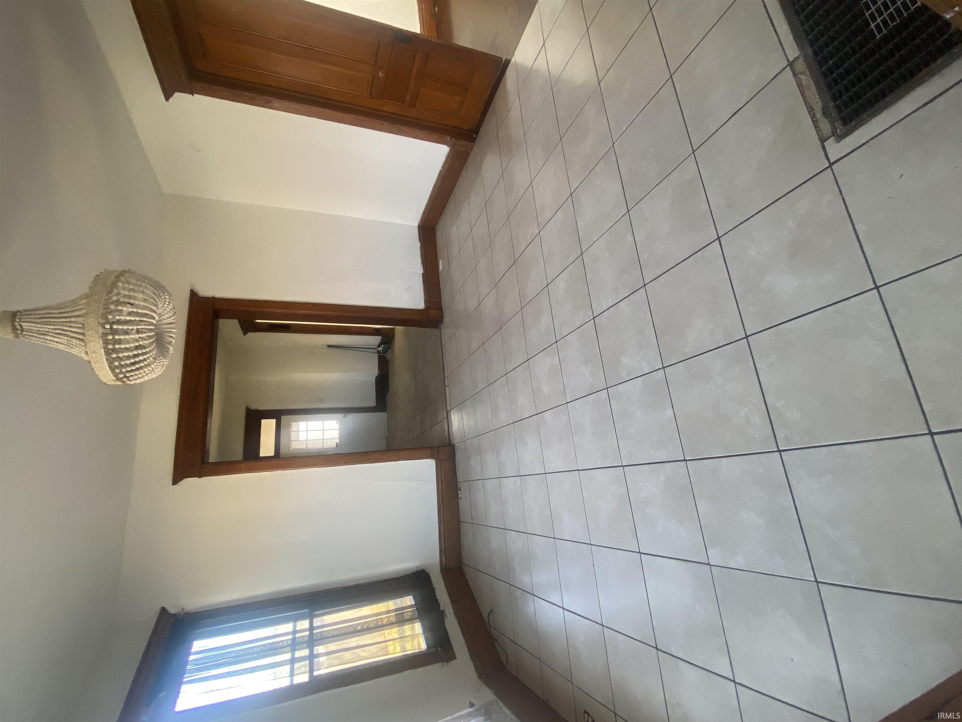 435 Washington Street Logansport, IN 46947 - Photo 4 of 4