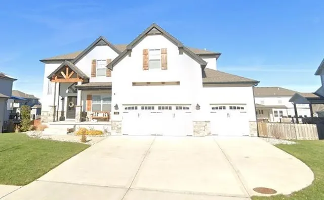 $639,900 | 2008 Northeast 114th Street, Kansas City, MO 64155