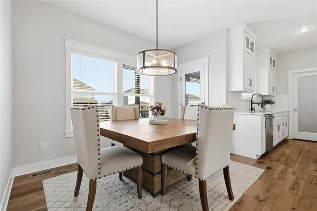 $639,900 | 2008 Northeast 114th Street, Kansas City, MO 64155