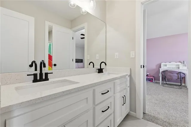 $639,900 | 2008 Northeast 114th Street, Kansas City, MO 64155