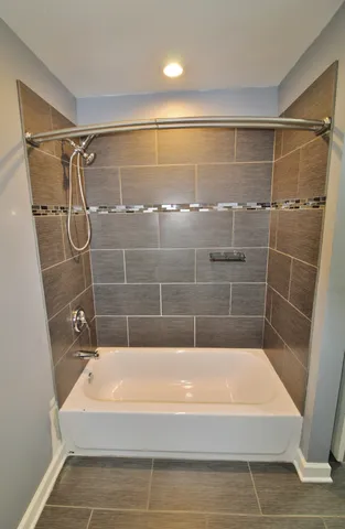 $424,000 | 187 West Union Street, Seneca, IL 61360