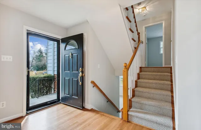 $5,900 | 7202 Heights Court, McLean, VA 22101