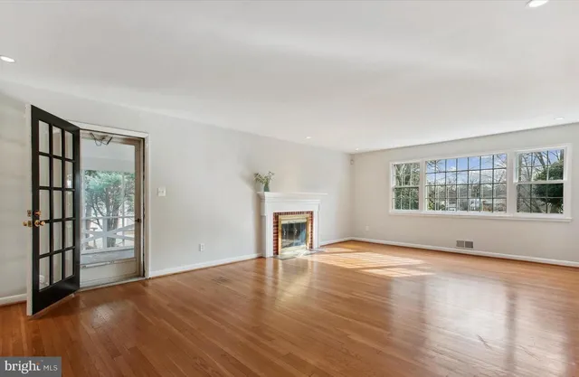 $5,900 | 7202 Heights Court, McLean, VA 22101