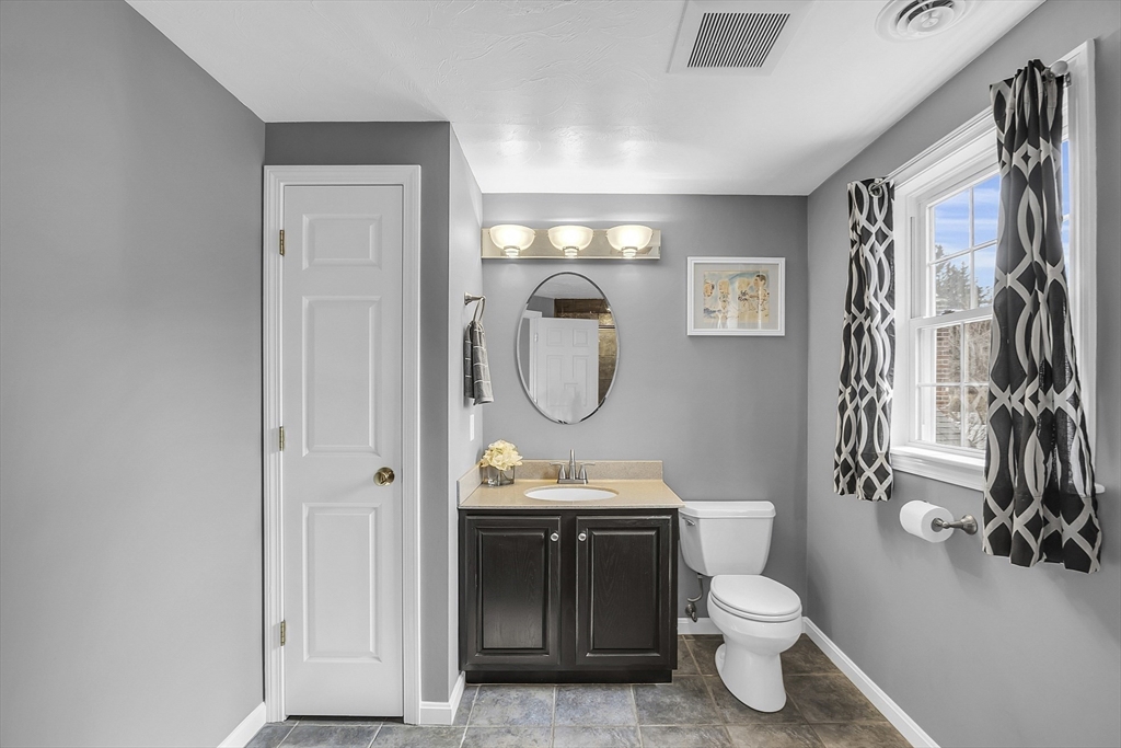 54 Red Barn Road Holden, MA 01520 - Photo 24 of 42 Gallery Image 24