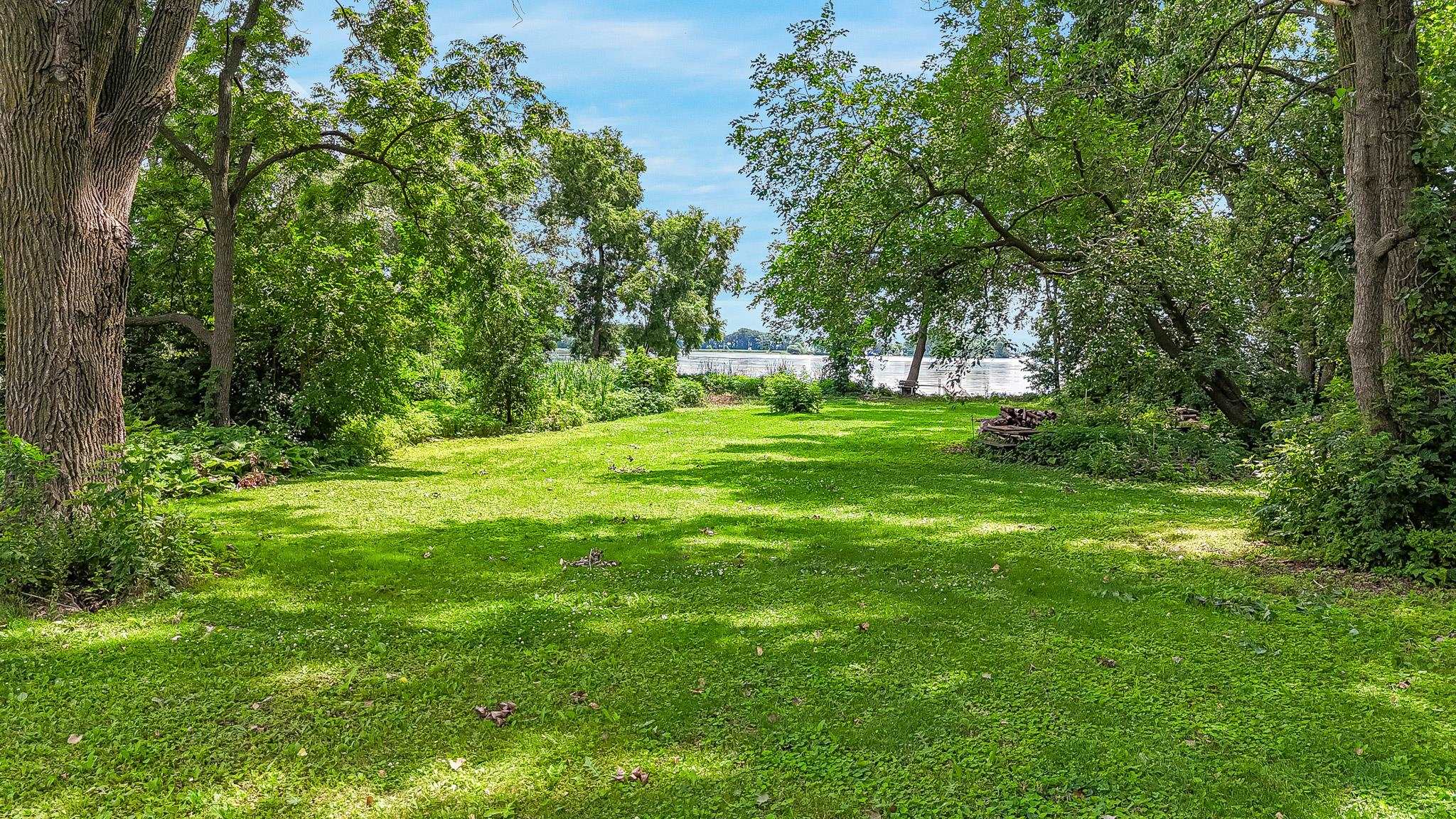 3488 County Rd A Oshkosh, WI 54901 - Photo 2 of 15