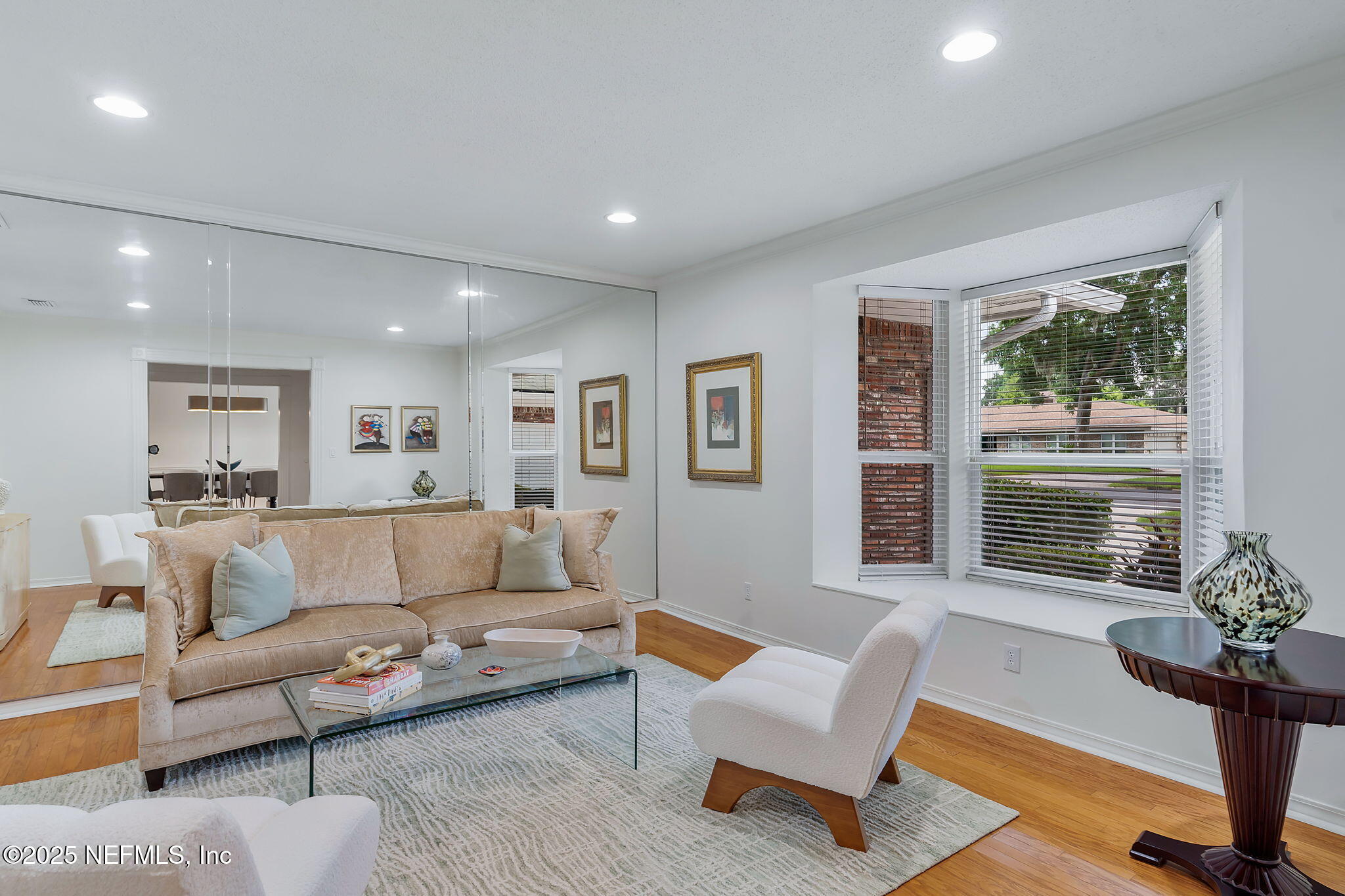 9541 Kuhn Rd-08