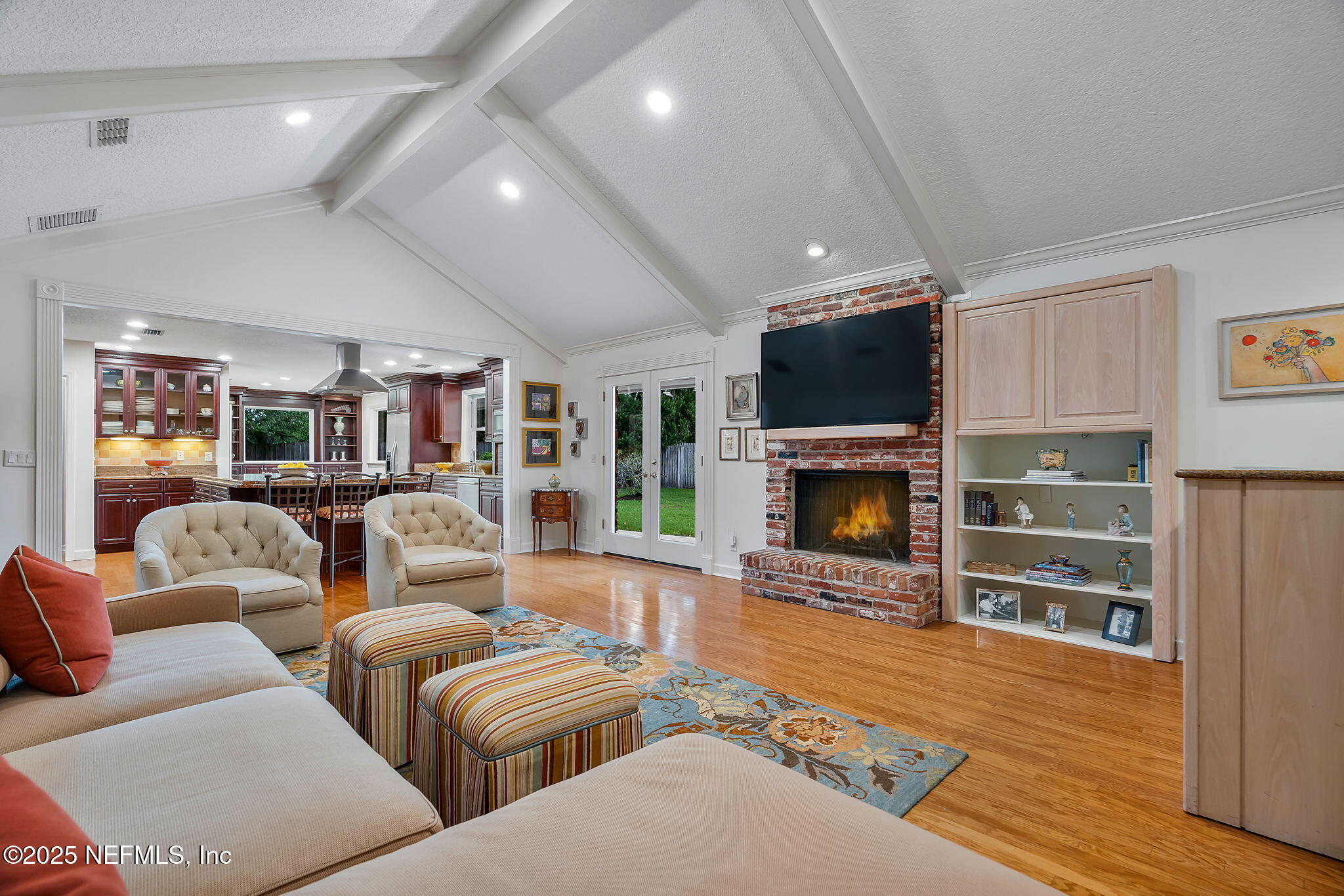 9541 Kuhn Rd-14