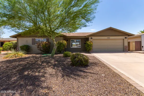 $3,200 | 1885 East Alameda Drive, Tempe, AZ 85282