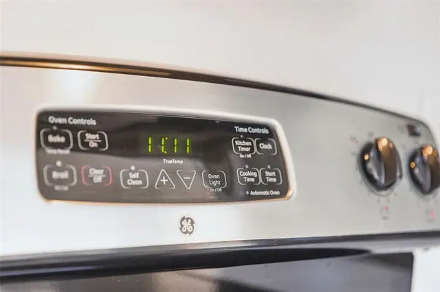 $319,000 | 1211 Stillwater Avenue, Deltona, FL 32725