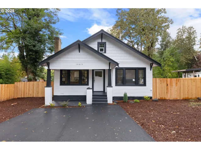 $469,000 | 15315 Southeast East Avenue, Milwaukie, OR 97267