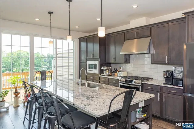 $4,300 | 601 Charleston Drive, Unit 601, Monroe Township, NJ 08831