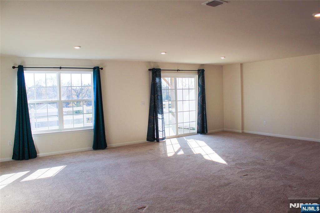 601 Charleston Drive, Unit 601 Monroe Township, NJ 08831 - Photo 32 of 45