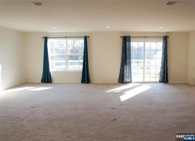 $4,300 | 601 Charleston Drive, Unit 601, Monroe Township, NJ 08831