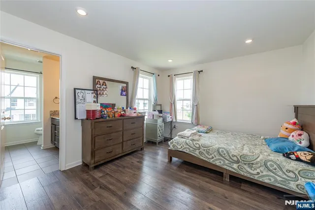 $4,300 | 601 Charleston Drive, Unit 601, Monroe Township, NJ 08831