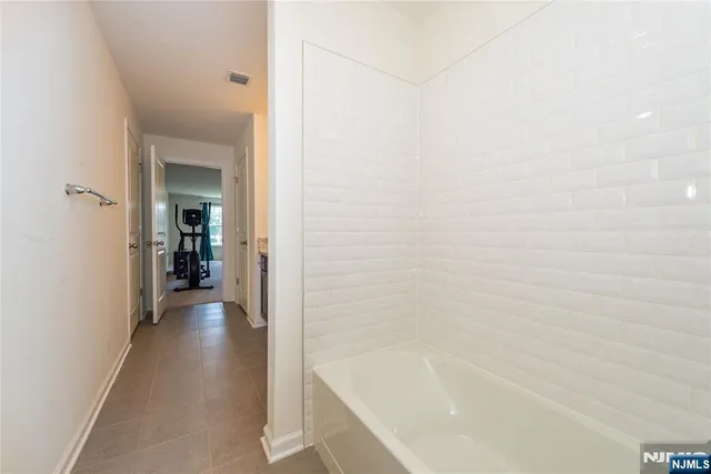 $4,300 | 601 Charleston Drive, Unit 601, Monroe Township, NJ 08831