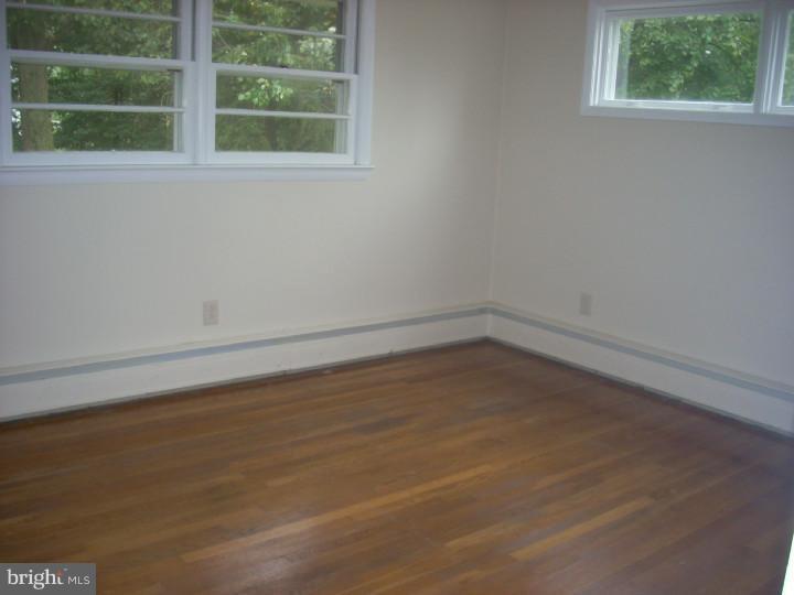 893 Bear Tavern Road Ewing, NJ 08628 - Photo 12 of 21 Gallery Image 12