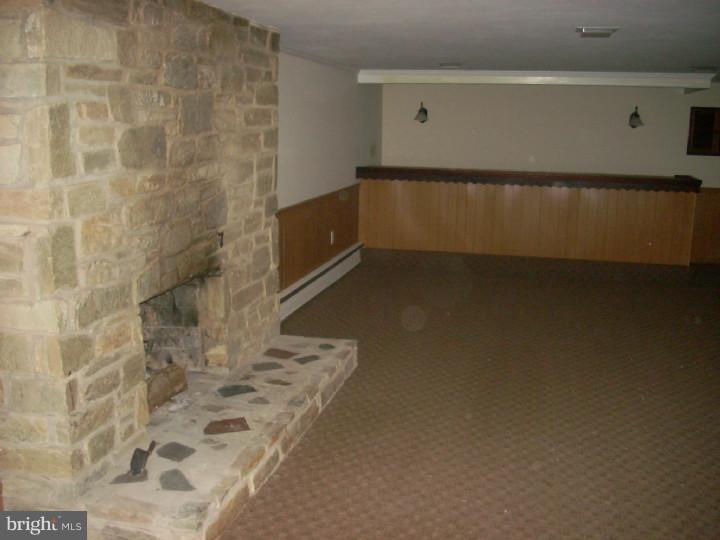 893 Bear Tavern Road Ewing, NJ 08628 - Photo 16 of 21 Gallery Image 16