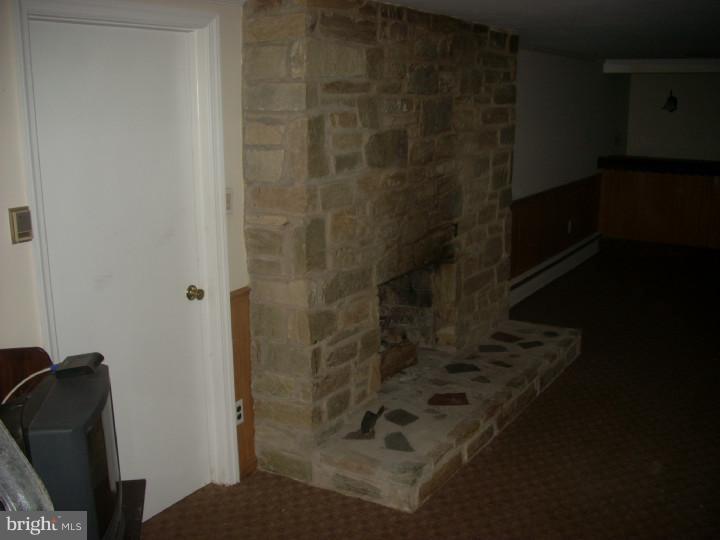 893 Bear Tavern Road Ewing, NJ 08628 - Photo 17 of 21 Gallery Image 17