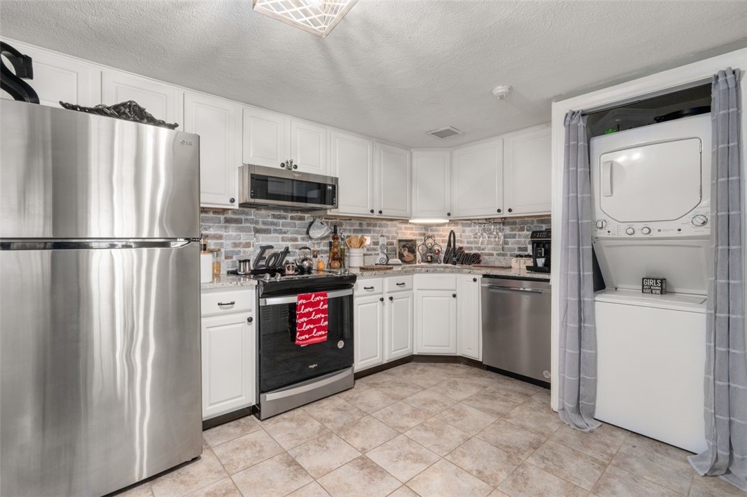 4080 Post Road, Unit 11 Warwick, RI 02886 - Photo 12 of 26