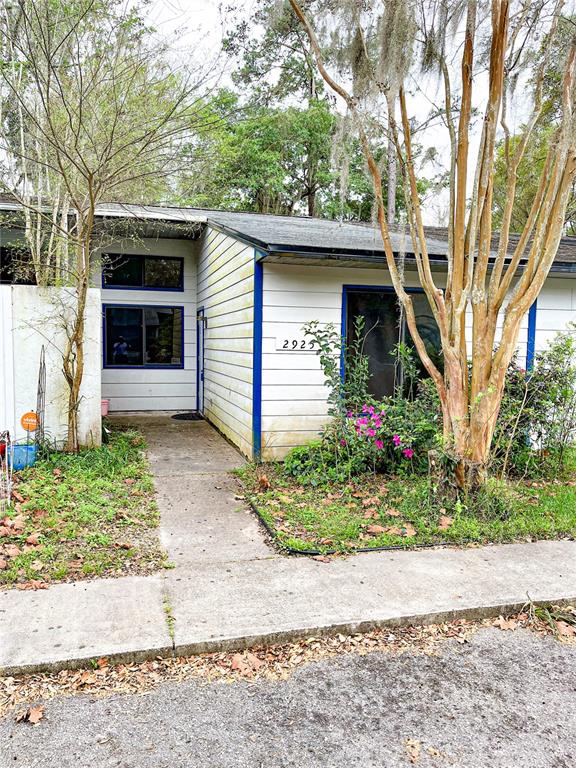 2925 Southwest 38th Place Gainesville, FL 32608 - Photo 1 of 1 Front exterior