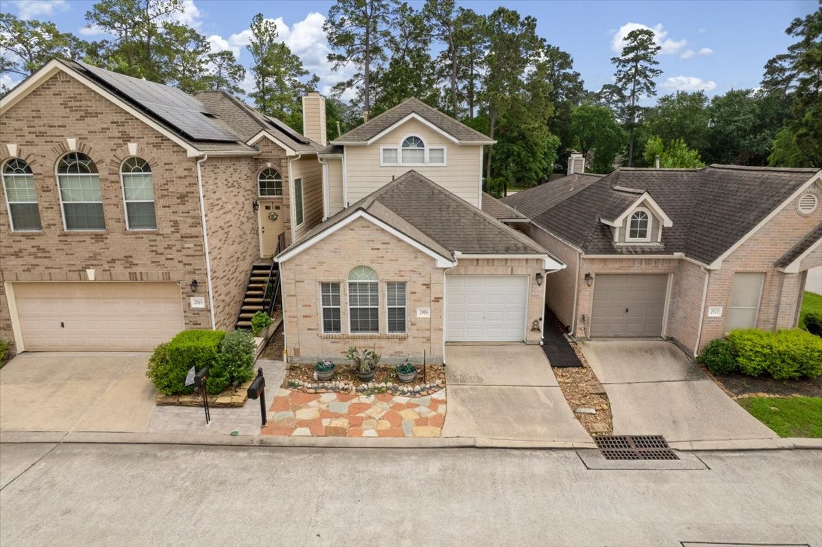 2919 Crescent Star Road Spring, TX 77388 - Photo 4 of 39