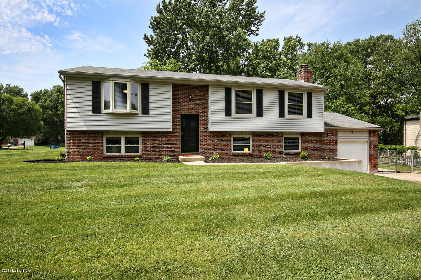 3002 Petty Jay Road Louisville, KY 40220 - Photo 37 of 37 Front of Home