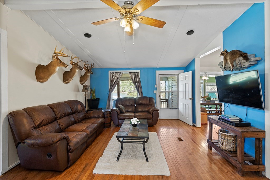 2982 Scurry Island Road Chappells, SC 29037 - Photo 3 of 25 Gallery Image 3