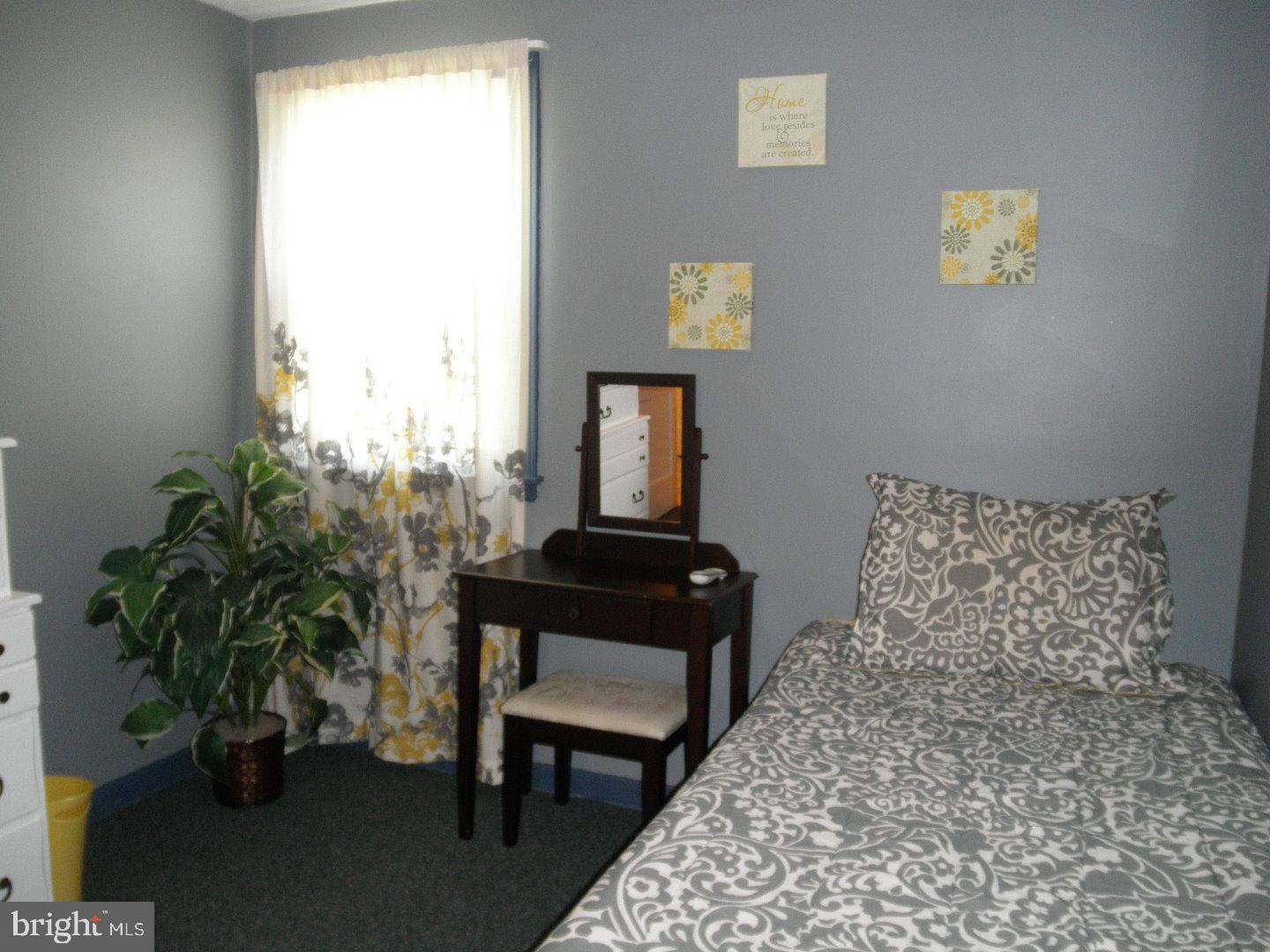 445 Manor Road Hatboro, PA 19040 - Photo 15 of 25 Bedroom